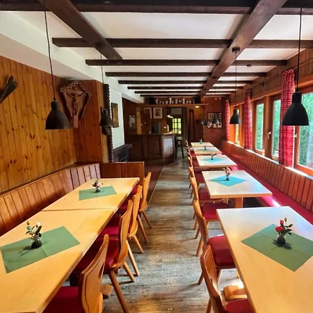 Tatil Evi Essener Skihuette *